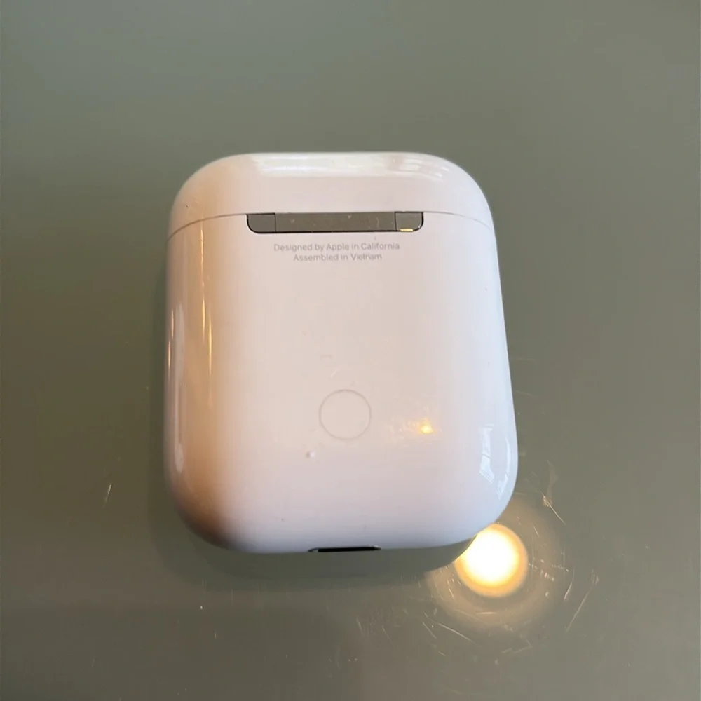 Apple like new